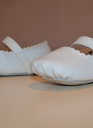 Белые кожаные туфельки